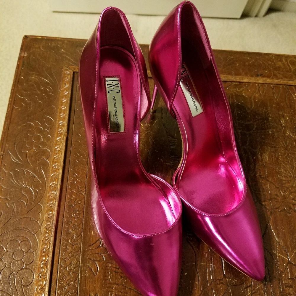 Shoes - Picture 3 of 3